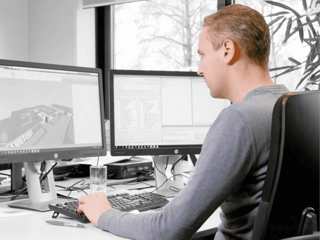 Connect2Ambition kantoormedewerker